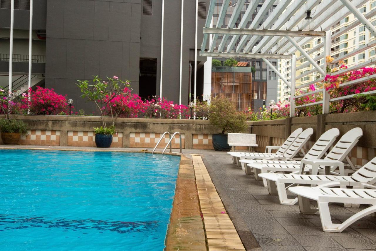 Clean Comfy Cozy Easy To Go Siam Paragon And Chatuchak Market Bangkok Exterior photo